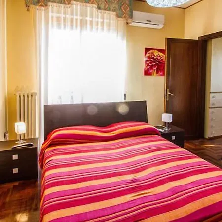 Bed & Breakfast Via Cosimo De Giorgi 2*