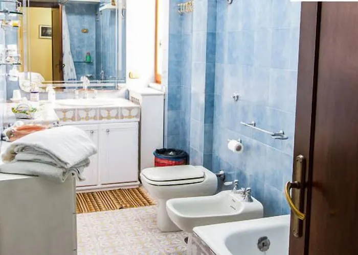 Couette-café Via Cosimo De Giorgi Lecce