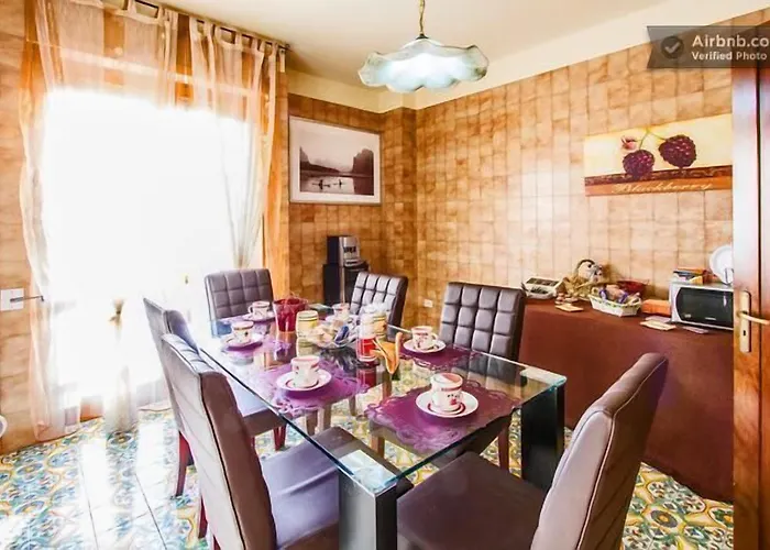 Couette-café Via Cosimo De Giorgi Lecce